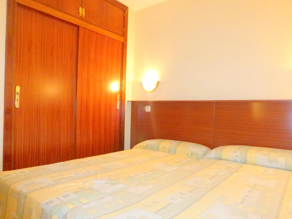 Rentalmar Atlantida Apartamentos Salou Exterior photo